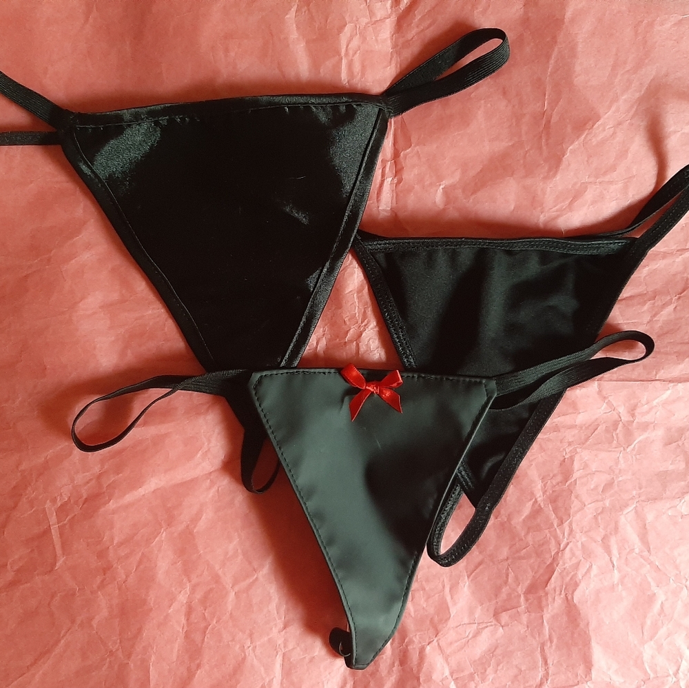 3 Thong G String Panties
